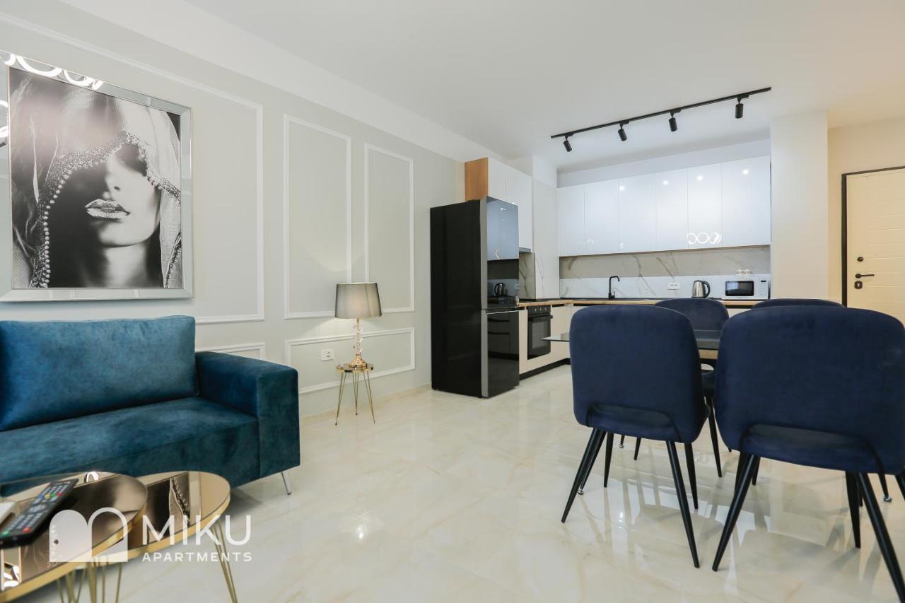 Miku Apartment - Vibrant 1Bd Apartment At Olympic Residence Tirana Exteriör bild