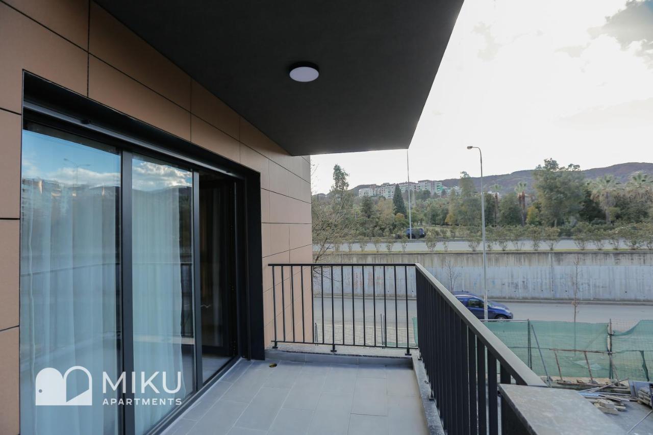 Miku Apartment - Vibrant 1Bd Apartment At Olympic Residence Tirana Exteriör bild